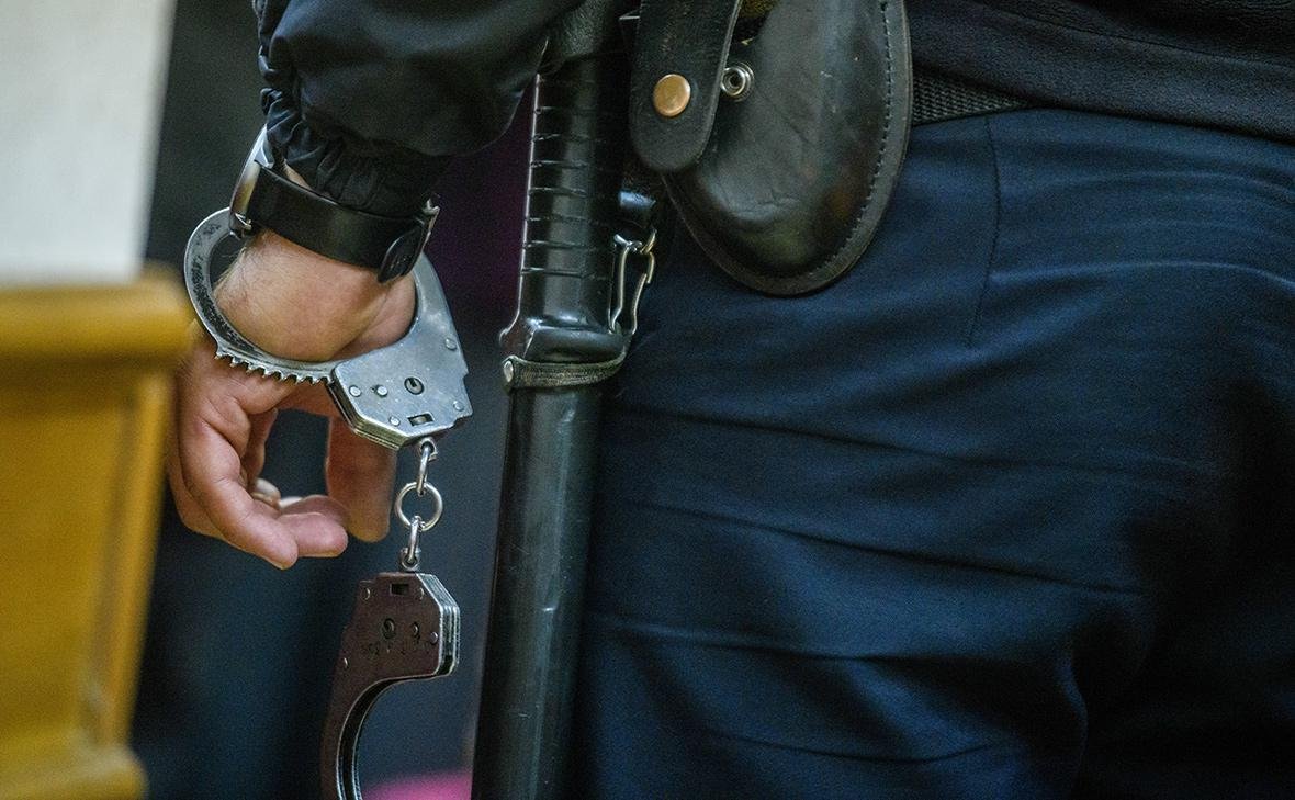 Жительница Алтая вызвала полицию, чтобы вместе выпить